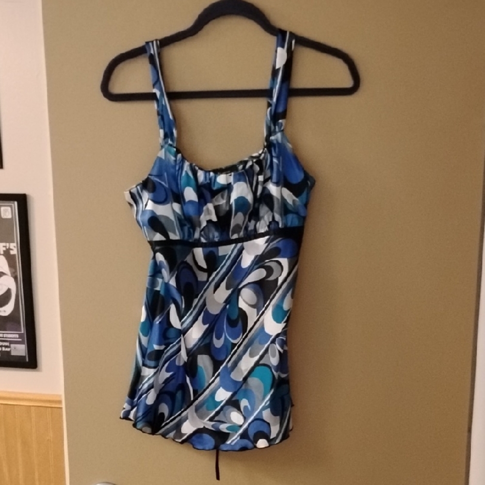 Bwear Blue and Black Swirl tank top with a tied back CUTE!